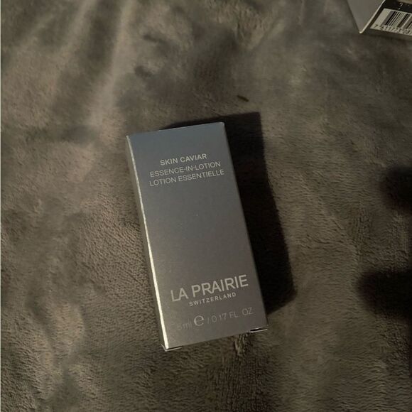 La Prairie Skin Caviar Luxe Cream in Silver Box - Picture 3 of 5